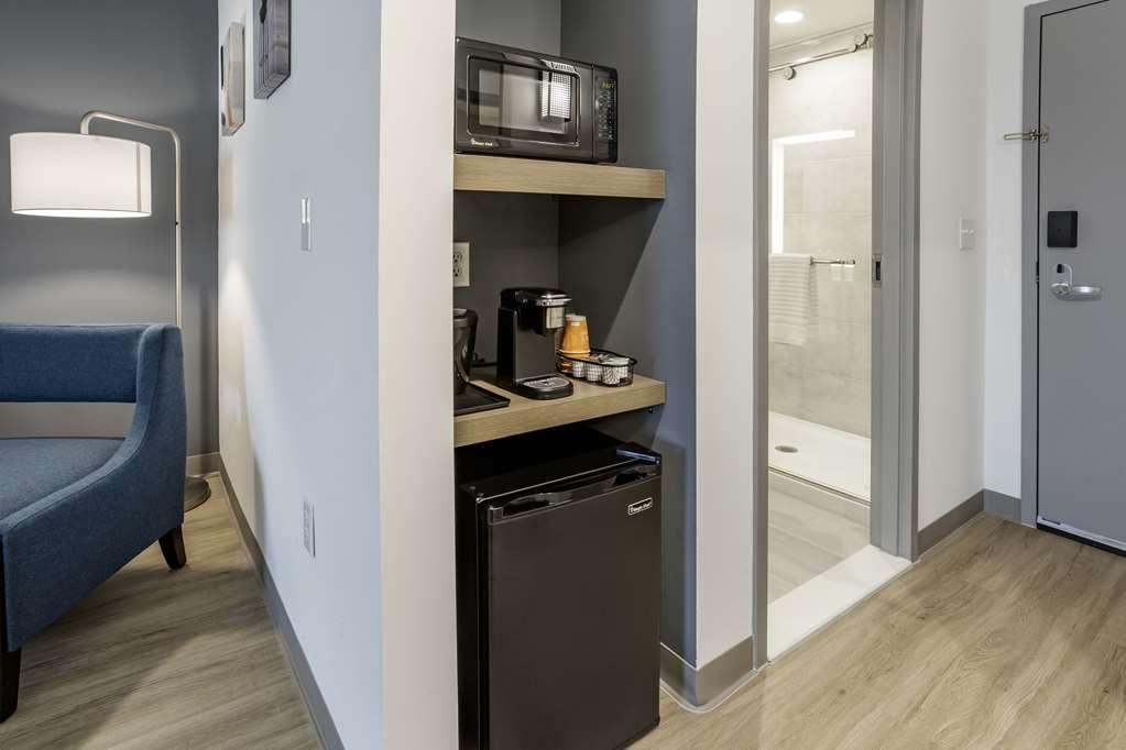 Comfort Inn & Suites Newark Liberty International Airport Kamer foto