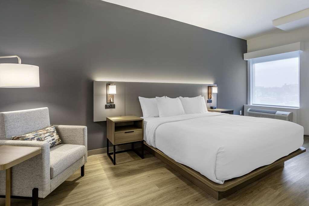Comfort Inn & Suites Newark Liberty International Airport Kamer foto