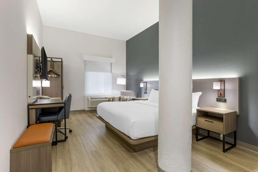Comfort Inn & Suites Newark Liberty International Airport Kamer foto